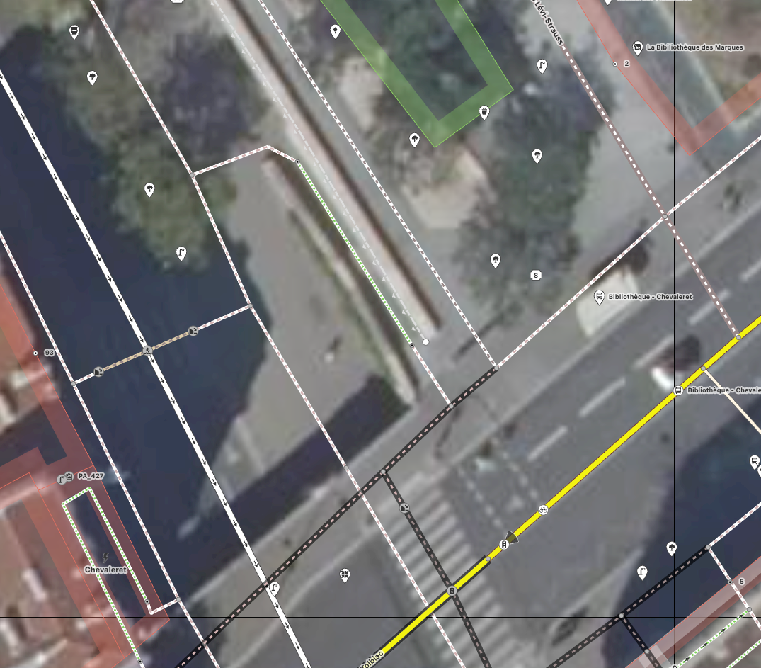 Capture d'écran d'un escalier parfaitement cartographié prise sur OpenStreetMap